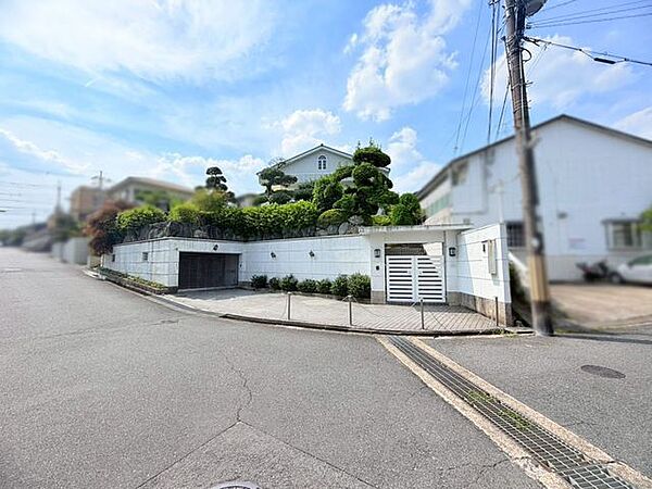 建築条件無し。お好きなハウスメーカーや工務店で、理想の住まいを建築可能です♪