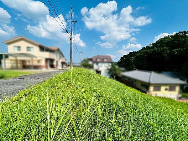 建物がないため、敷地の広さや陽当たりをご確認いただきやすい土地です♪