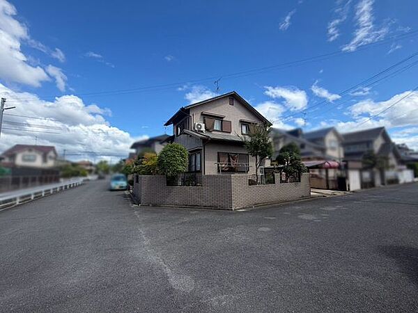 イオンモール大和郡山まで徒歩15分圏内。毎日の暮らしを支える便利な住環境です♪