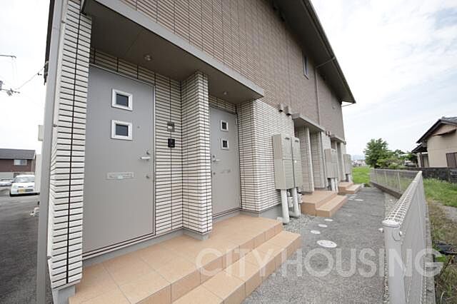 5 / 6
