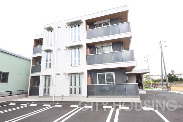3 / 13