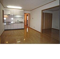 サンモール88 301 3階2LDKのリビング/ダイニング