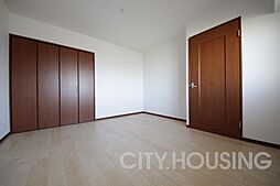 ガーデンプレイス中吉野 403 4階3LDKのリビング/ダイニング