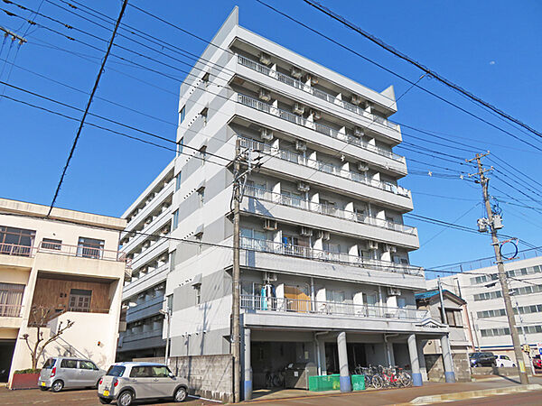 apartment 新潟県長岡市緑町１丁目222-1