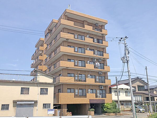 apartment 新潟県長岡市緑町１丁目222-1