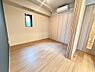 その他：洋室約5帖お子様のお部屋にぴったりな広さです