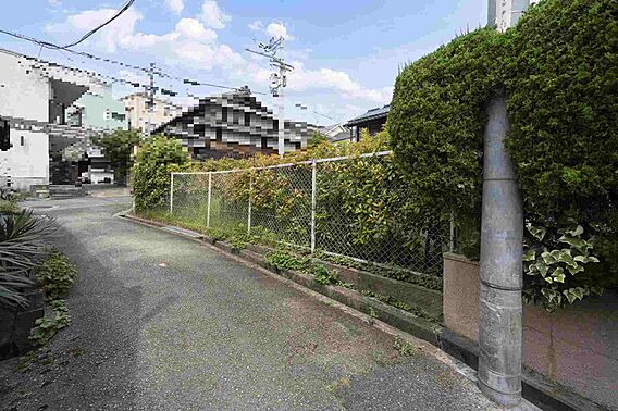 前面道路含む外...