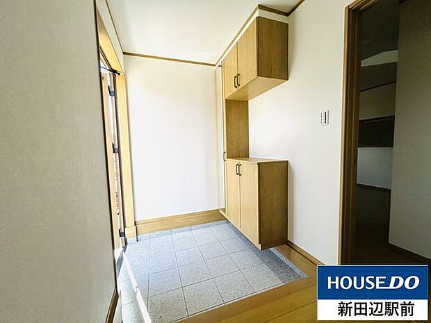 収納力ＵＰ！！ 余裕のシューズボックス＆お出かけ前チェックに便利な鏡♪