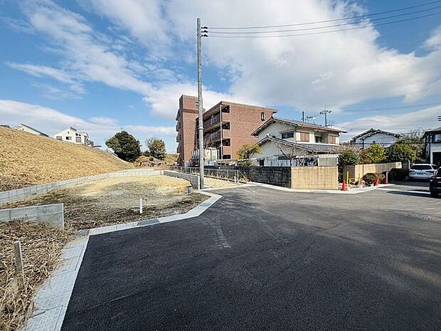 前面道路含む現地写真