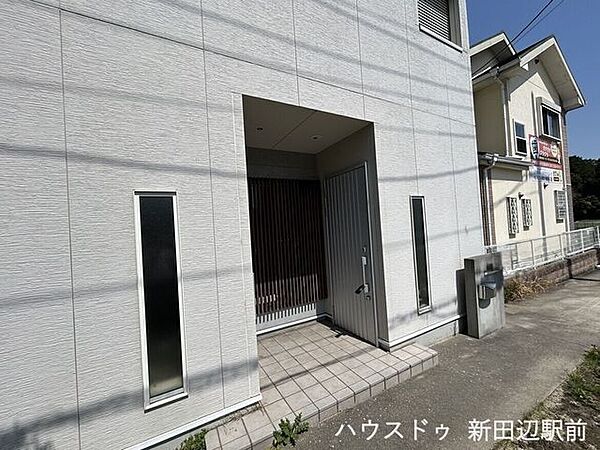 大通りに直接面していないので安全です。