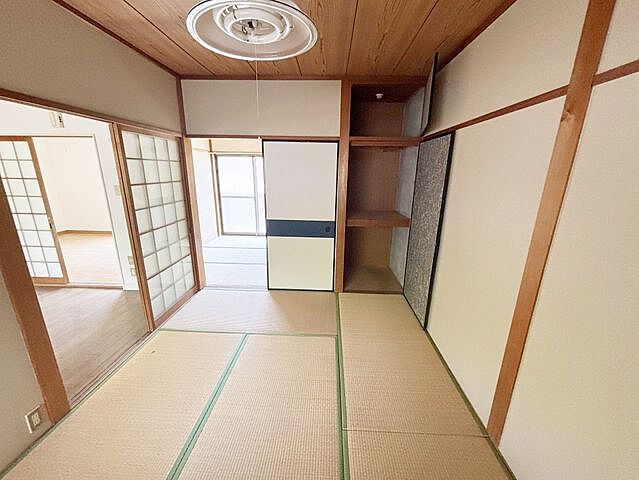 寝室