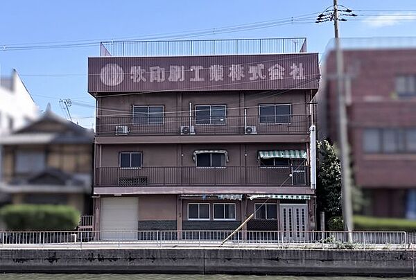 外観：326000271214