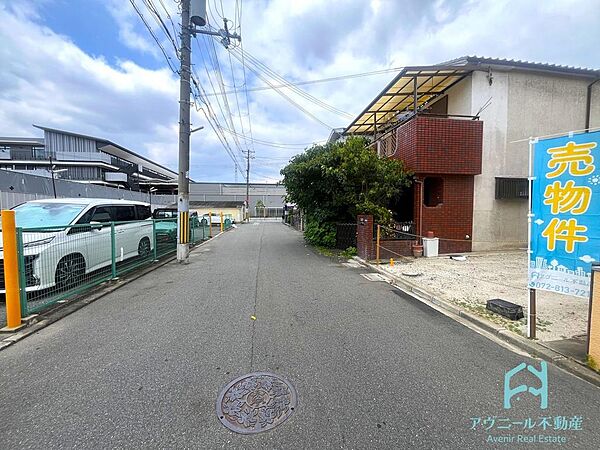 車通りの少ない閑静な住宅街です♪