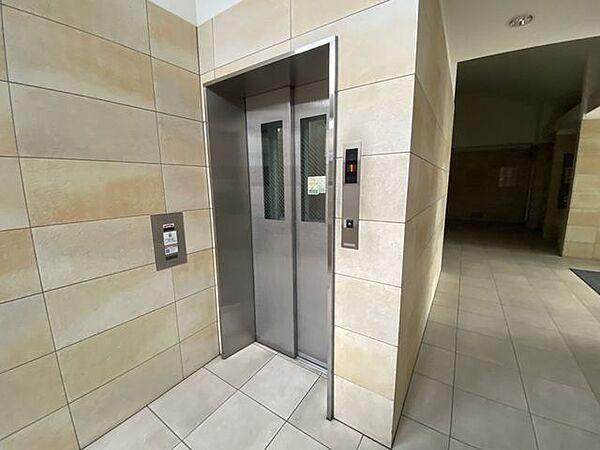 apartment 群馬県館林市本町２丁目
地図を見る