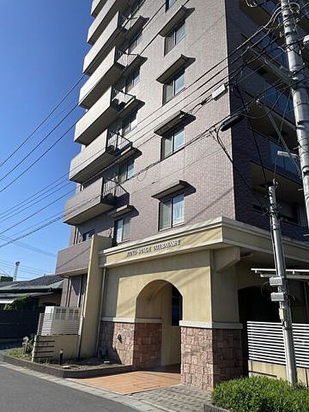 apartment 群馬県館林市本町４丁目
地図を見る