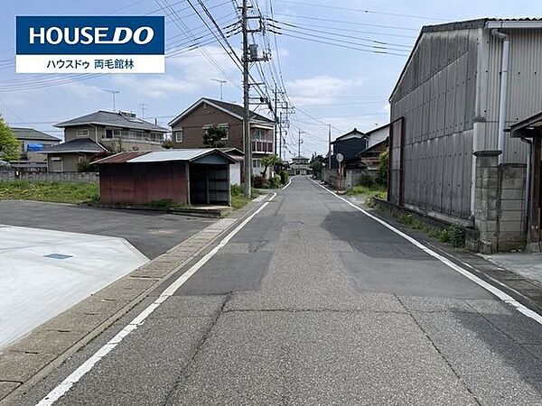 前面道路含む現地写真