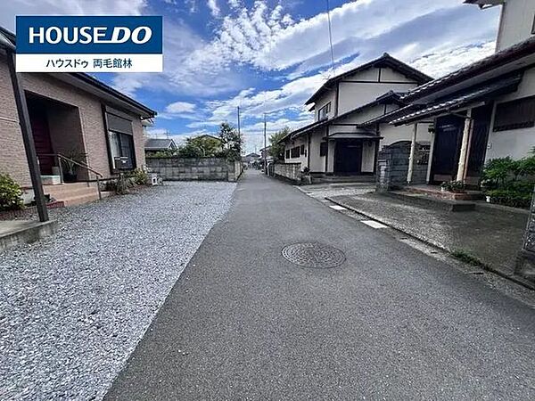 現地写真（撮影2024年9月）周辺は戸建て住宅が立ち並ぶ住宅街です