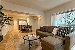 チュリス氷川坂