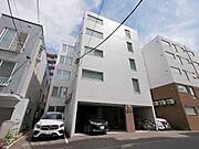 山鼻9条駅より徒歩2分 築8年3ヶ月 5階建の賃貸物件