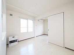 グランシャリオ平岸 3階1LDKのリビング/ダイニング