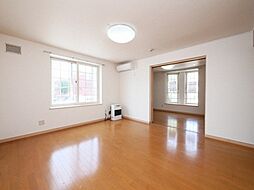 Ｒ’ｓＧｒａｎｄｅ山鼻 1階2LDKのリビング/ダイニング