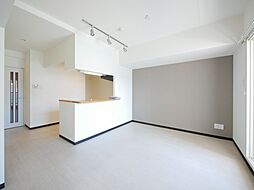 ラフィネ桑園 5階2LDKのリビング/ダイニング