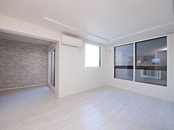 センティール中央区役所前 2階1LDKのリビング/ダイニング