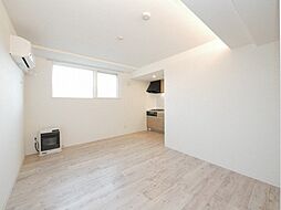 Ｅｌｍ　ＧａｒｄｅｎＩＩＩ 2階1LDKのリビング/ダイニング