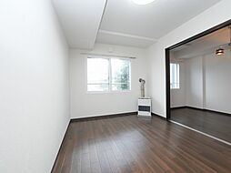 キューブ中の島2・3Ｎ 2階1LDKのリビング/ダイニング