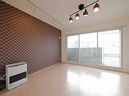 ストークト学園前 4階1LDKのリビング/ダイニング