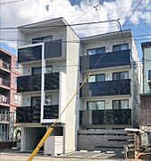 MOCA 3階 築5年の賃貸物件