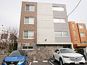 グラシアス山鼻 3階 築2年11ヶ月の賃貸物件