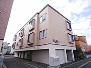 元町駅より徒歩26分 築11年6ヶ月 3階建の賃貸物件
