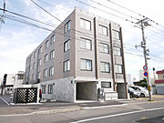 新川駅より徒歩18分 4階 築1年6ヶ月の賃貸物件