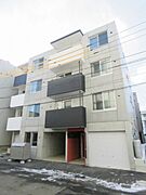 元町駅より徒歩7分 2階 築9年10ヶ月の賃貸物件