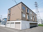 白石駅より徒歩18分 築21年7ヶ月 3階建の賃貸物件