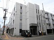 白石駅より徒歩5分 築10年6ヶ月 4階建の賃貸物件