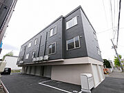 新琴似駅より徒歩38分 築5年4ヶ月 3階建の賃貸物件