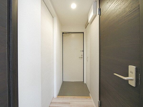 apartment 北海道札幌市西区二十四軒一条５丁目1-2　ラ・ポール二十四軒2号館107号室