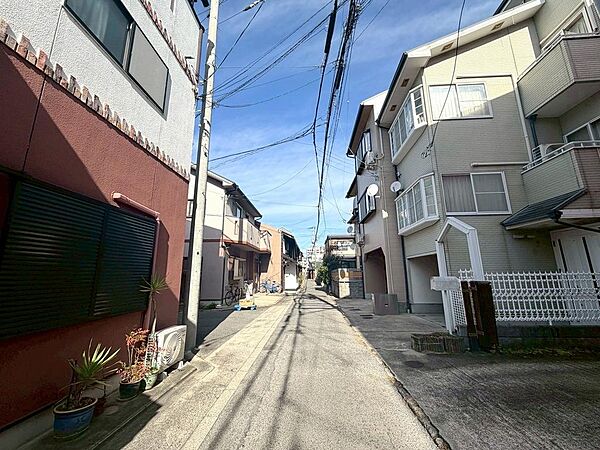 「いきなり内覧はちょっと…」・お家のパンフレットお送り致します！・お電話で詳しくご説明致します！・ご条件に合わせてお家をご紹介します！室内（2026年7月）撮影