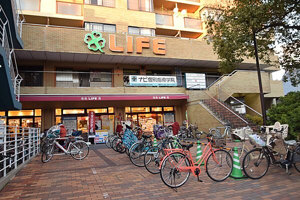 ライフ西陣店まで徒歩9分（約660m）