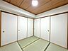 和室：【和室】リビングとつながる和室は、くつろぎの空間としてはもちろん、客間やお昼寝スペースなど多目的に利用できます。現地（2026年3月）撮影