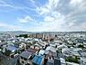 その他：【眺望】遮る建物が少なく、遠くの山並みまで望める開放的な眺望。毎日の暮らしに心地よさをプラスします。現地（2026年3月）撮影
