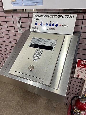 エントランス