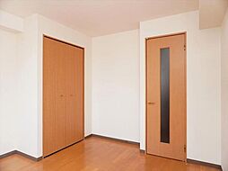 ナーセレ緑が丘 1階1Kのリビング/ダイニング