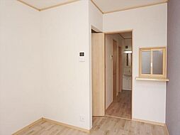 ティアラ緑が丘III 2階1Kのリビング/ダイニング