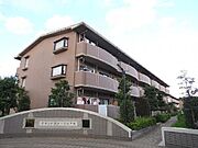 八千代中央駅より徒歩4分 築27年7ヶ月 3階建の賃貸物件