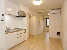 ファインハウスIV 1階1LDKのリビング/ダイニング