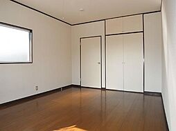 グランフォルム 1階1Kのリビング/ダイニング