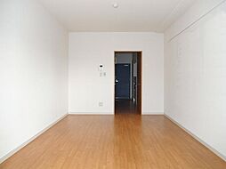 メテオール・リオン 1階1Kのリビング/ダイニング